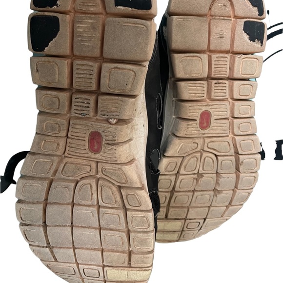 Nike Free Run Sneakers - Picture 2 of 3